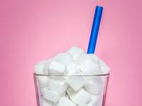 Zucker in der Ernährung: Zu viel belastet nicht nur die Leber. © weiXx / iStock / Thinkstock