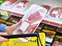 Fleisch im Supermarkt