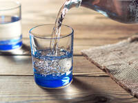 Gläser mit Wasser. © YSedova / iStock / Thinkstock
