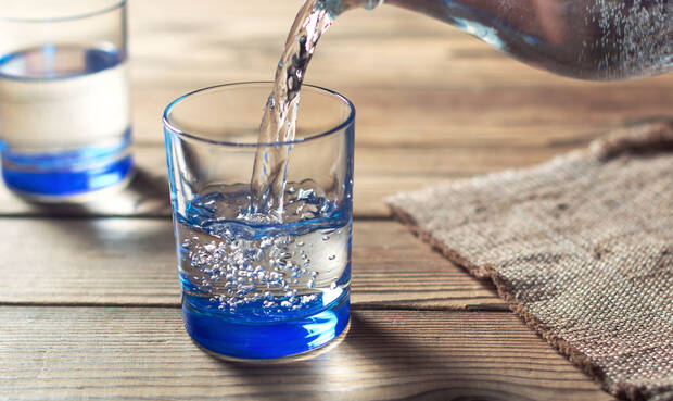 Gläser mit Wasser. © YSedova / iStock / Thinkstock