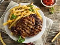Sorgen für verspäteten Blutglukoseanstieg: fett- und proteinreiche Speisen. © bhofack2 / iStock / Getty Images Plus