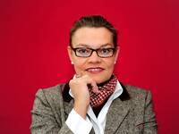 Freut sich auf die neue Aufgabe: Dr. Andrea Lambeck. © Hans G. Ziertmann Freut sich auf die neue Aufgabe: Dr. Andrea Lambeck. © Hans G. Ziertmann
