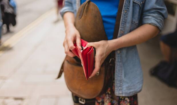 Das größte Risiko, an einer stressassoziierten Krankheit zu erkranken, besteht für in Vollzeit arbeitende Frauen, die sich dauerhaft ungerecht entlohnt fühlen. © lolostock / iStock / Thinkstock