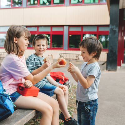Ess und Kaufverhalten Grundschulkinder beeinflussen Gleichaltrige